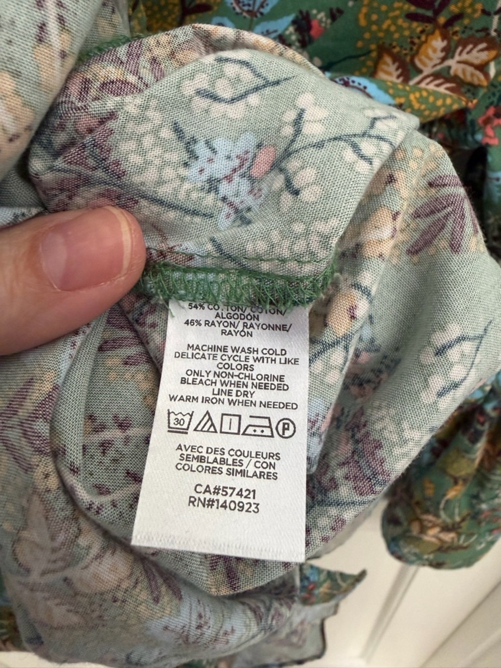 LOFT Green Floral-Print Button Down Shirt - Picture 6 of 6